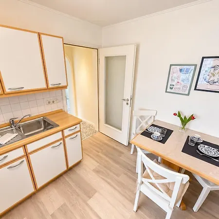 Haus Rieper 1 Unten Lägenhet *